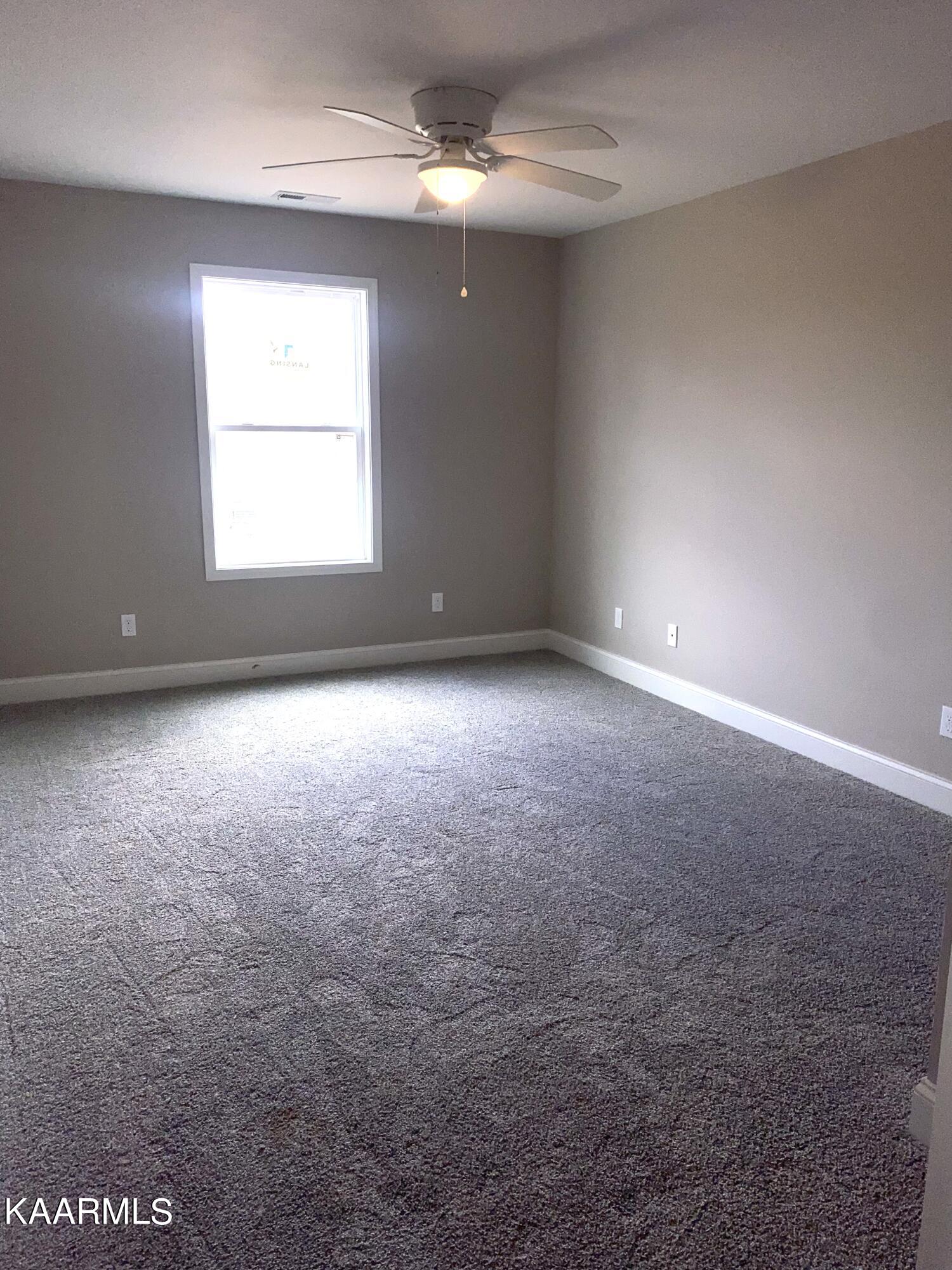 174 Crossroads Boulevard Oak Ridge, TN 37830 - Photo 20 of 21 IMG_9554