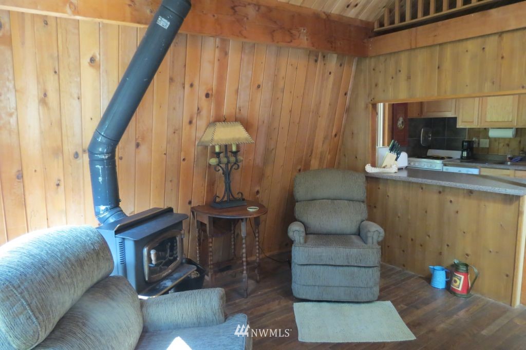 765 East Promontory Road Shelton, WA 98584 - Photo 5 of 15 Gallery Image 5