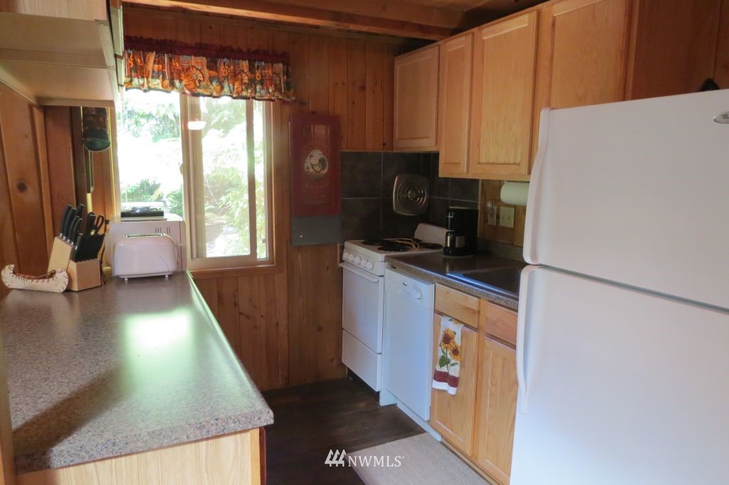 765 East Promontory Road Shelton, WA 98584 - Photo 7 of 15 Gallery Image 7
