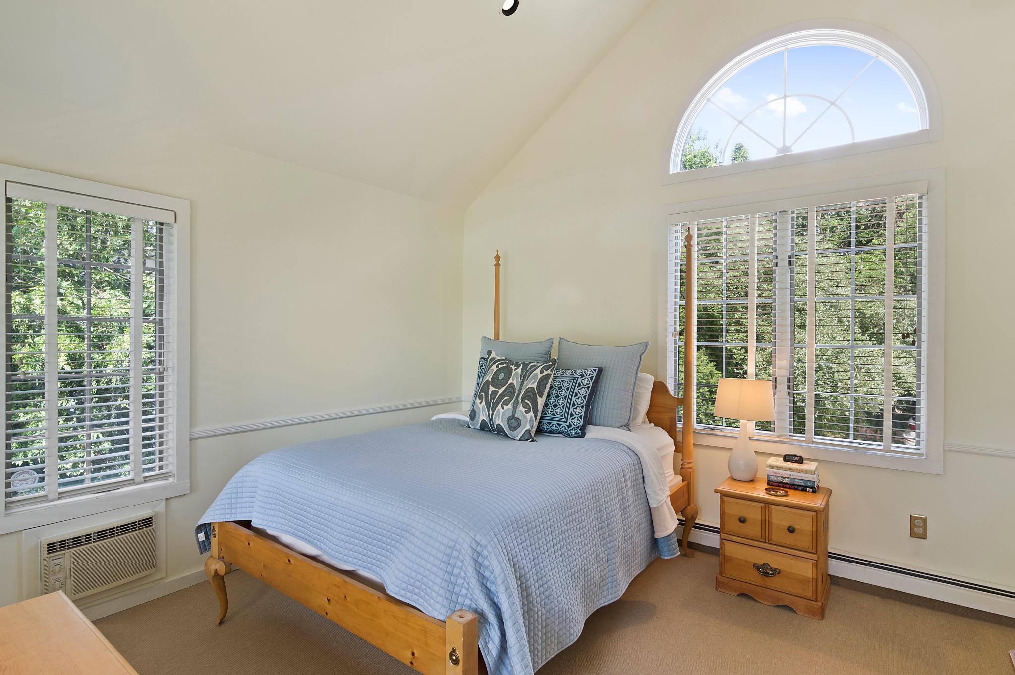 42 Towd Point Road Southampton, NY 11968 - Photo 16 of 18 Gallery Image 16