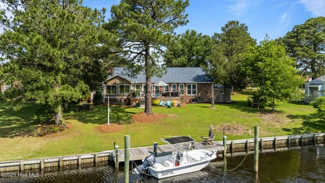 $579,000 | 6008 Cassowary Lane, New Bern, NC 28560