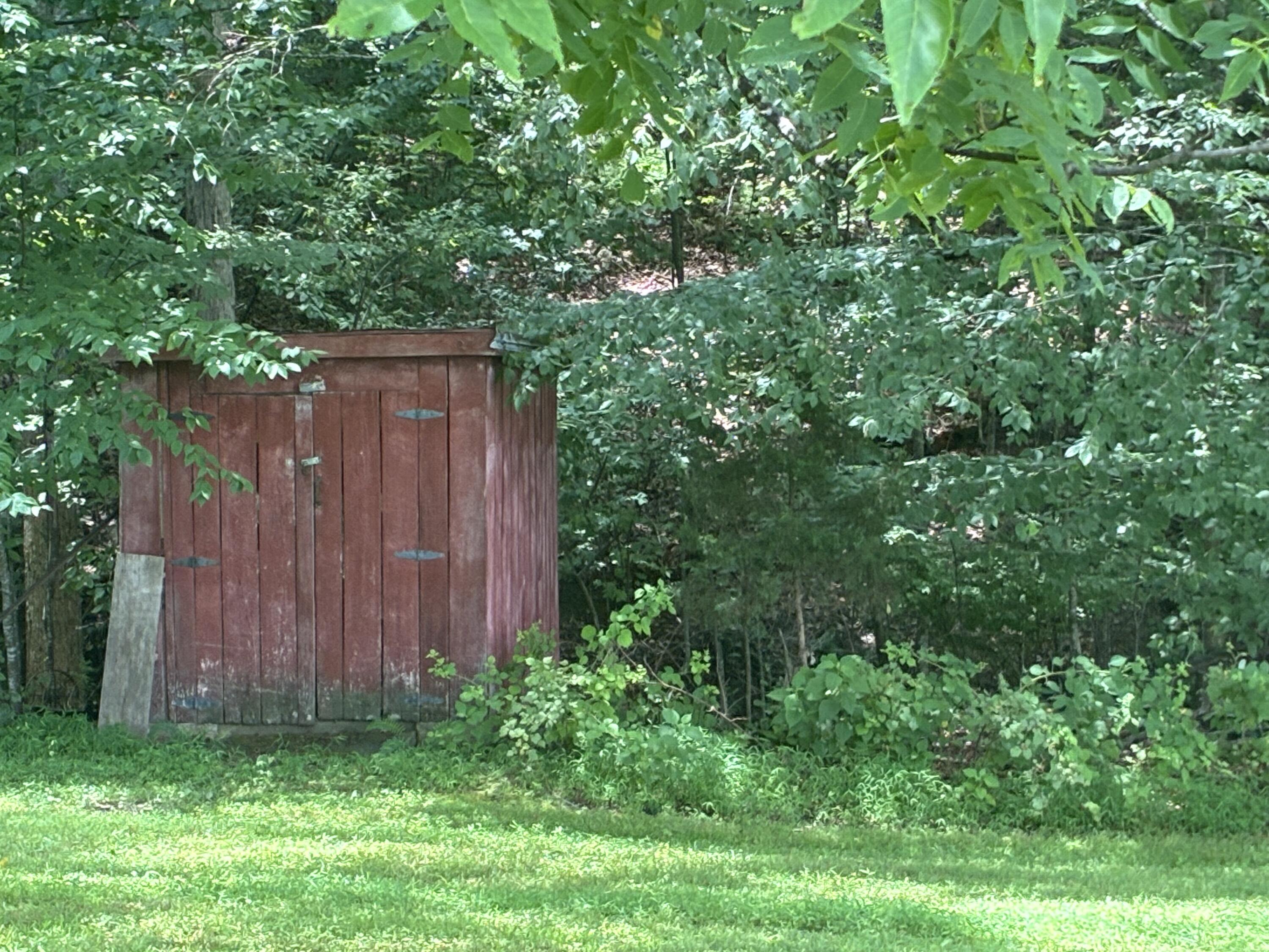 105 Berry Ridge Road Buchanan, VA 24066 - Photo 5 of 19 IMG_0194
