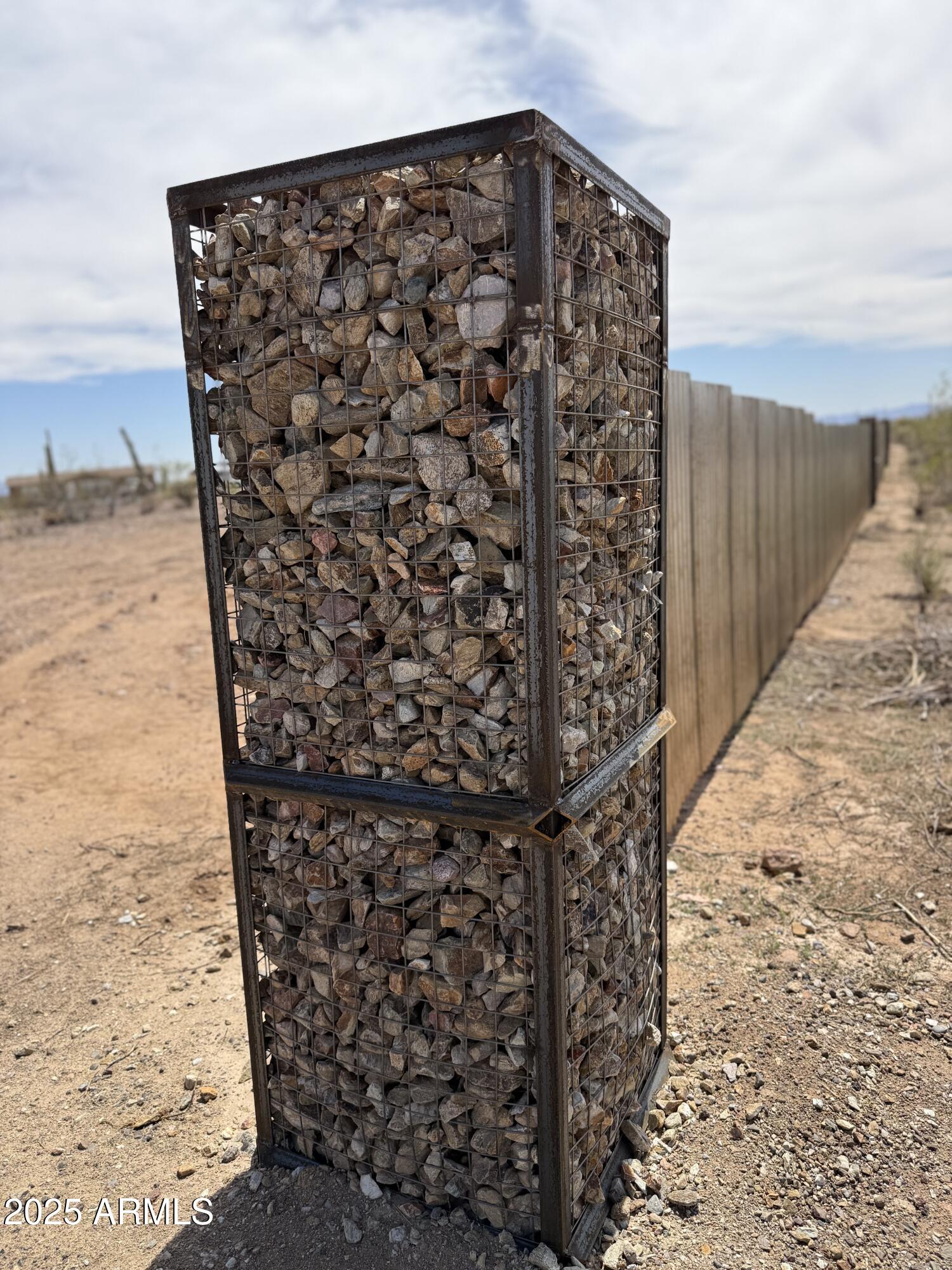 Xx00 North Castle Hot Springs Road Morristown, AZ 85342 - Photo 4 of 10 a view of a pathway