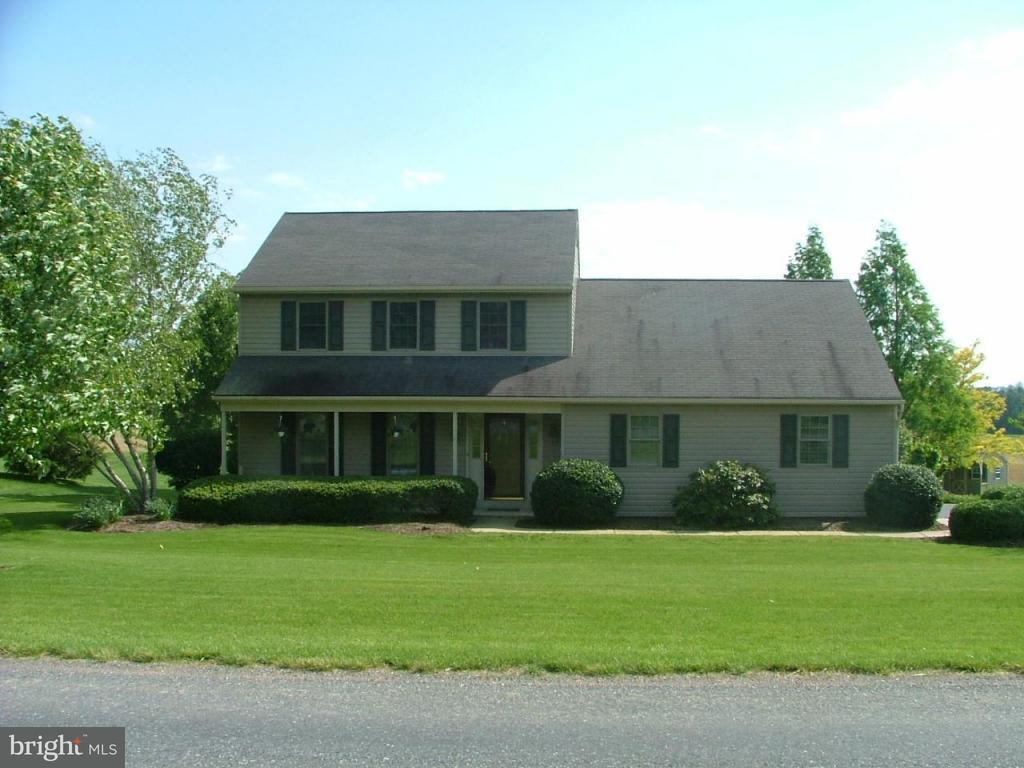 1759 Shumaker Road Manheim, PA 17545 - Photo 1 of 9
