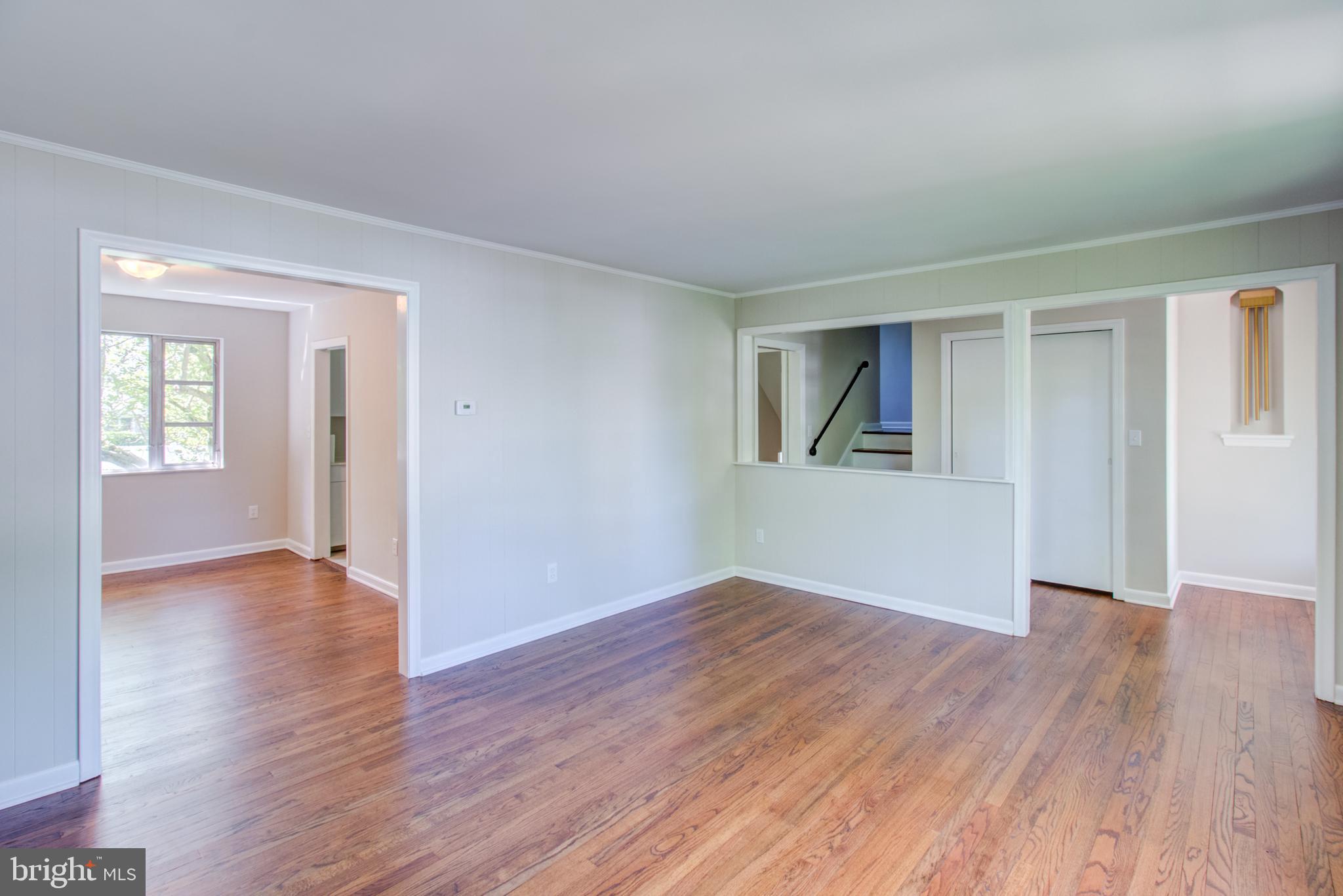 27 Hillside Road Princeton, NJ 08540 - Photo 9 of 41 Living Room
