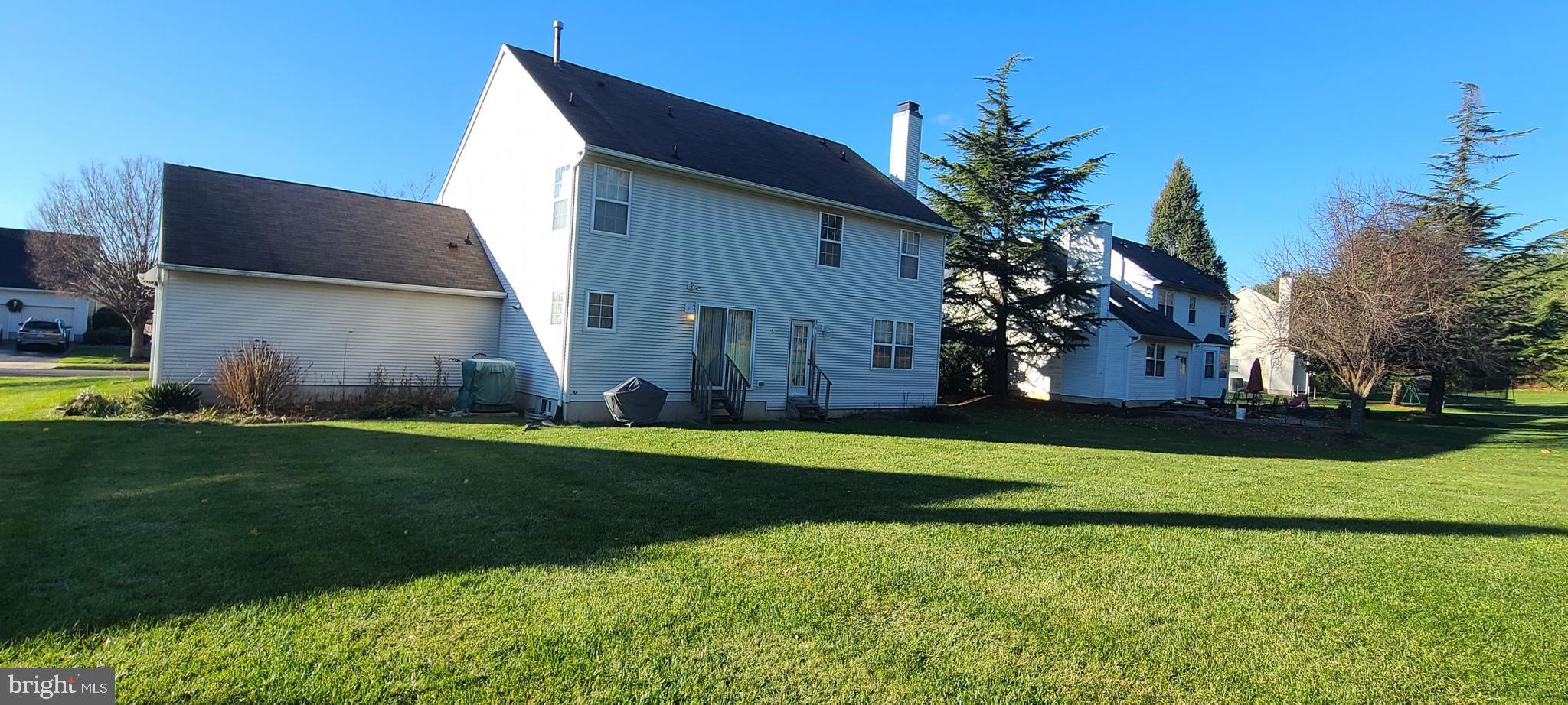 25 Amberfield Road Trenton, NJ 08691 - Photo 5 of 41 Gallery Image 5