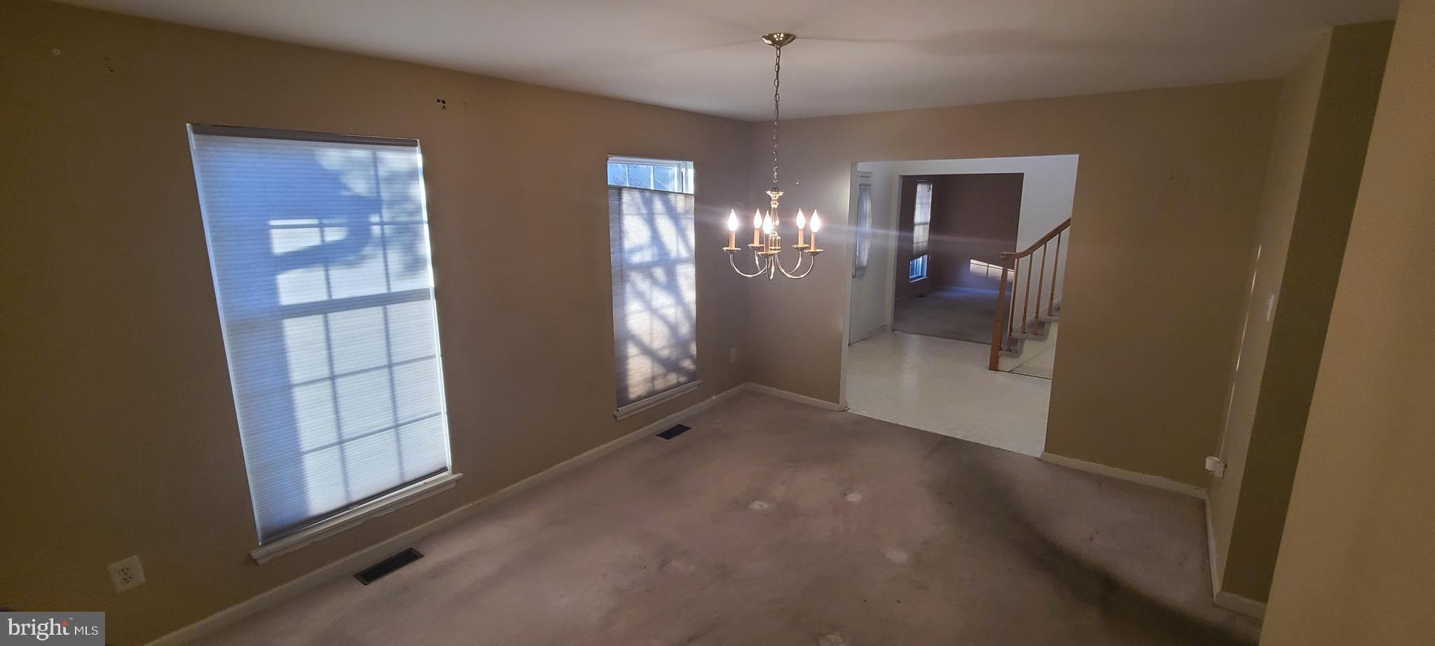 25 Amberfield Road Trenton, NJ 08691 - Photo 9 of 41 Dining Room