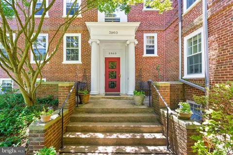 $629,900 | 3960 Langley Court Northwest, Unit F624, Washington, DC 20016