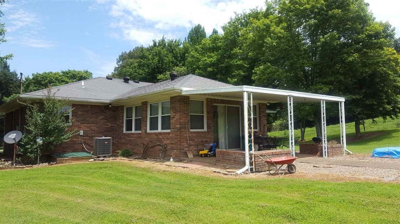 2865 Penns Chapel Road Bowling Green, KY 42101 - Photo 4 of 21 Gallery Image 4