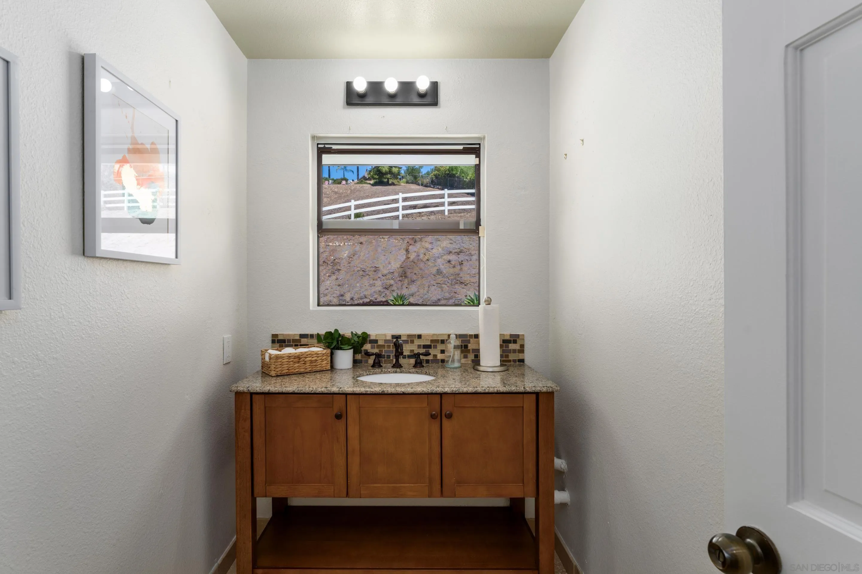 9844 Lorraine Ridge Trail El Cajon, CA 92021 - Photo 24 of 75 Gallery Image 24