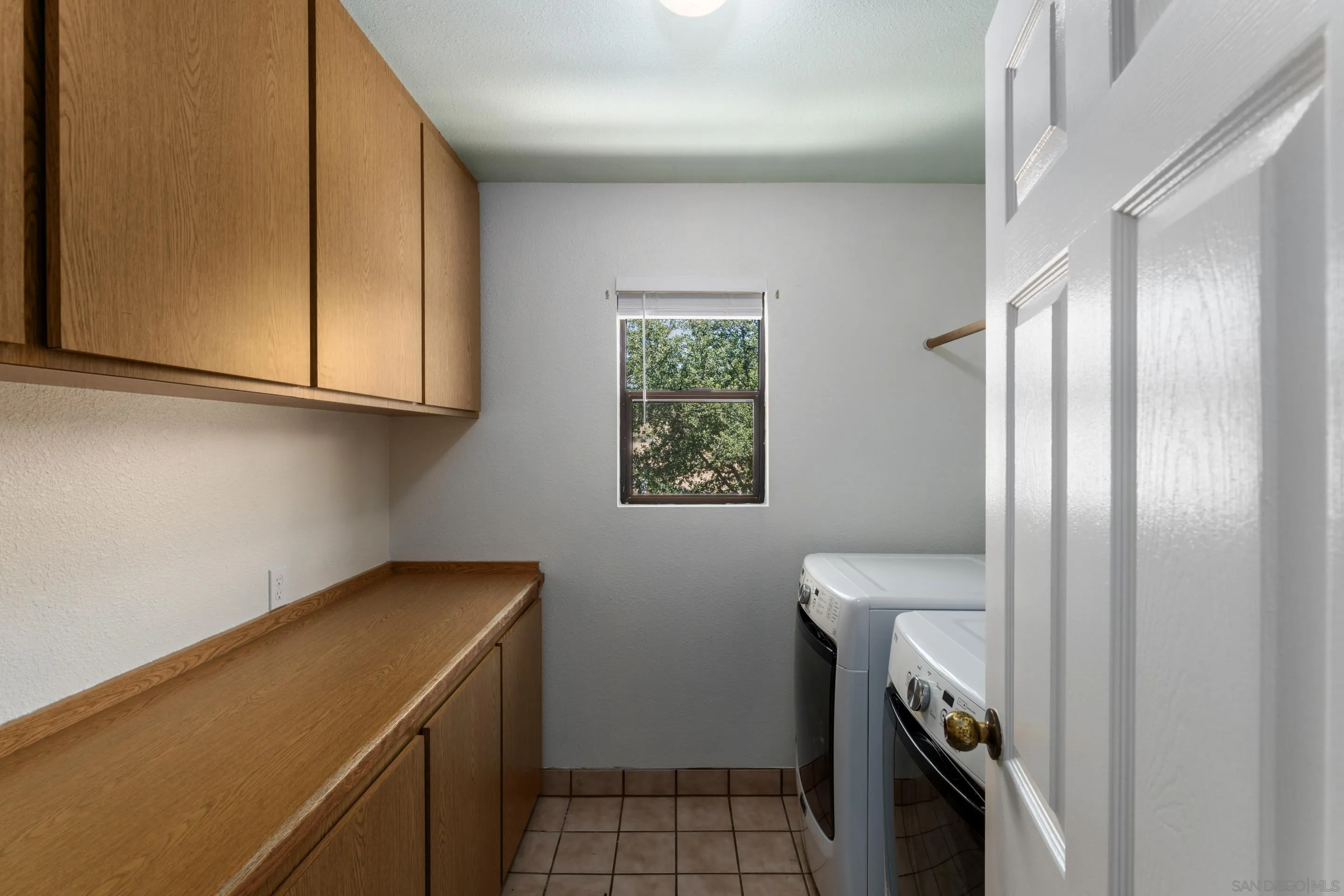 9844 Lorraine Ridge Trail El Cajon, CA 92021 - Photo 29 of 75 Gallery Image 29