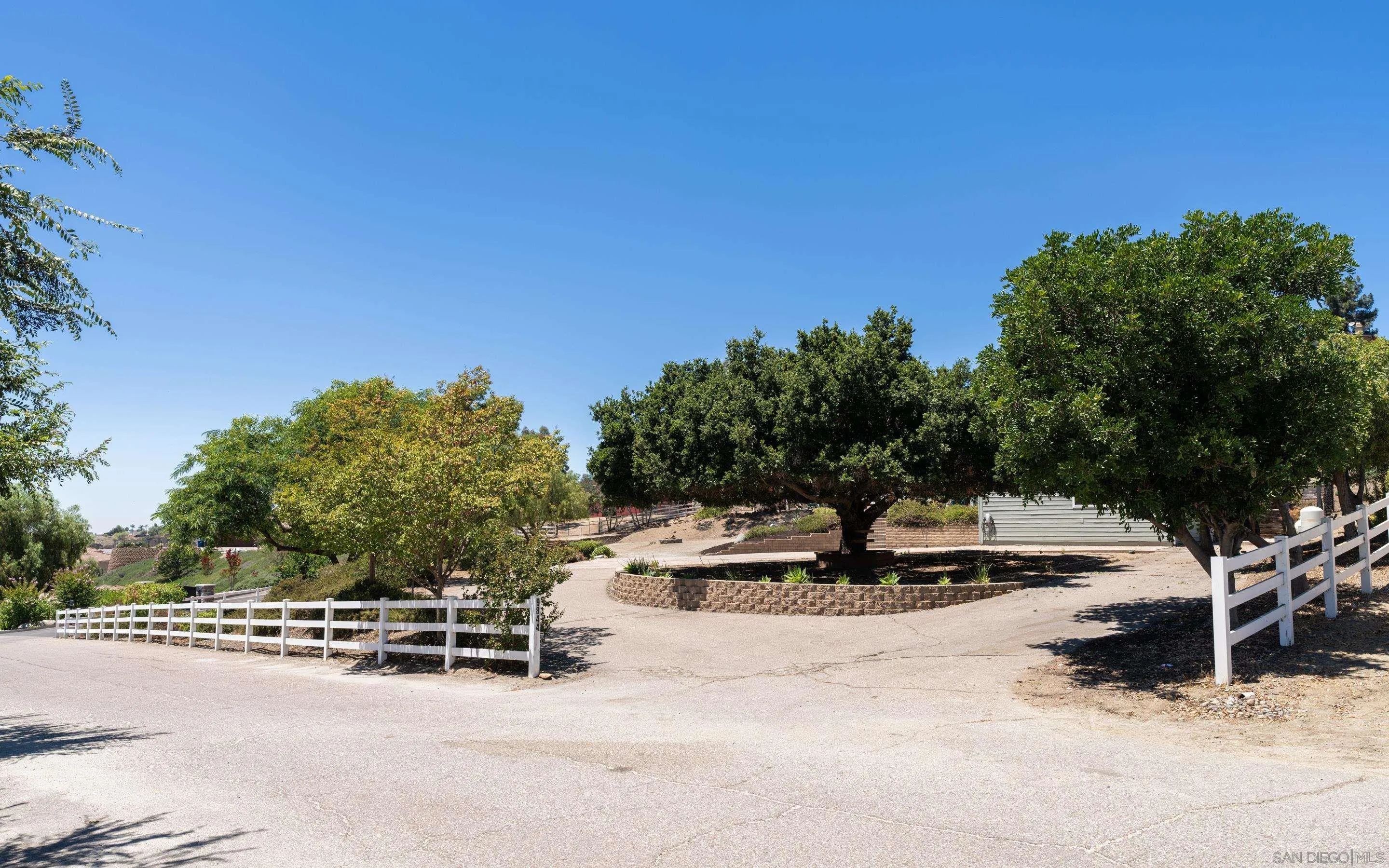 9844 Lorraine Ridge Trail El Cajon, CA 92021 - Photo 64 of 75 Gallery Image 64