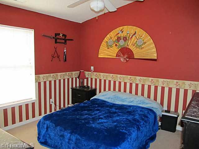 2776 WaterStone Loop High Point, NC 27265 - Photo 7 of 9 1st Bedroom.