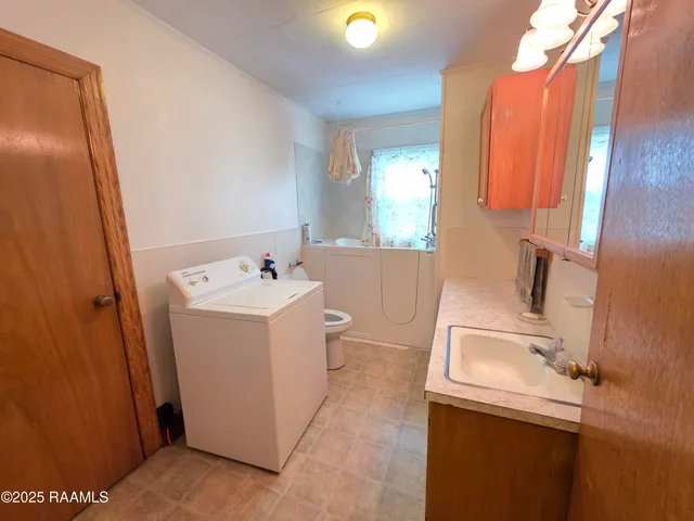 $70,000 | 515 North Dupre Street, Ville Platte, LA 70586