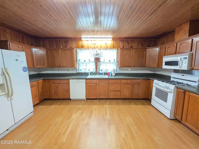 $70,000 | 515 North Dupre Street, Ville Platte, LA 70586