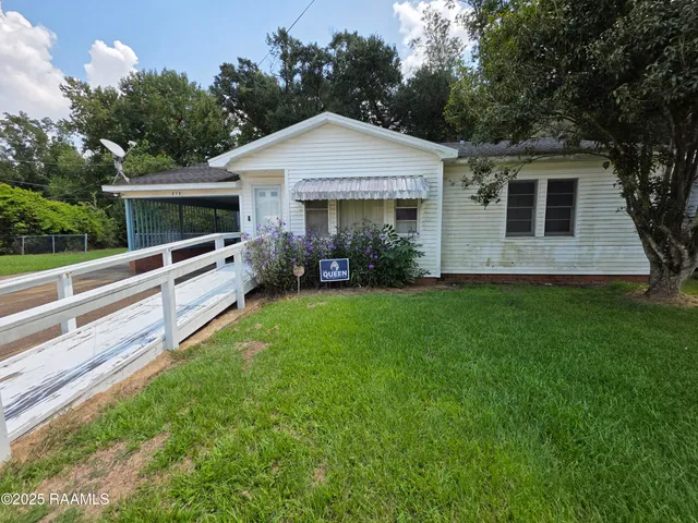 $70,000 | 515 North Dupre Street, Ville Platte, LA 70586