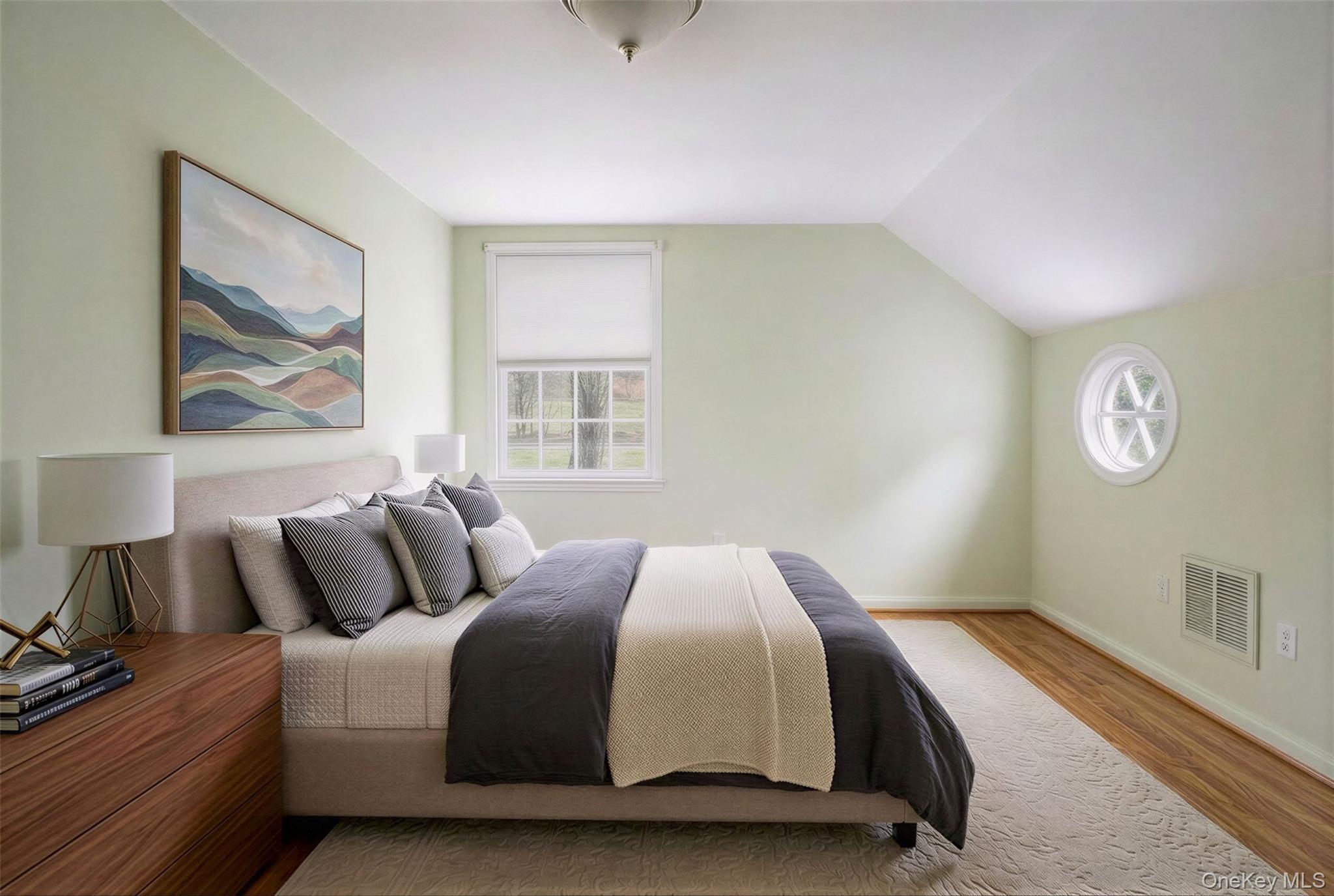 180 Wilmot Road New Rochelle, NY 10804 - Photo 13 of 26 Photo has been virtually staged.