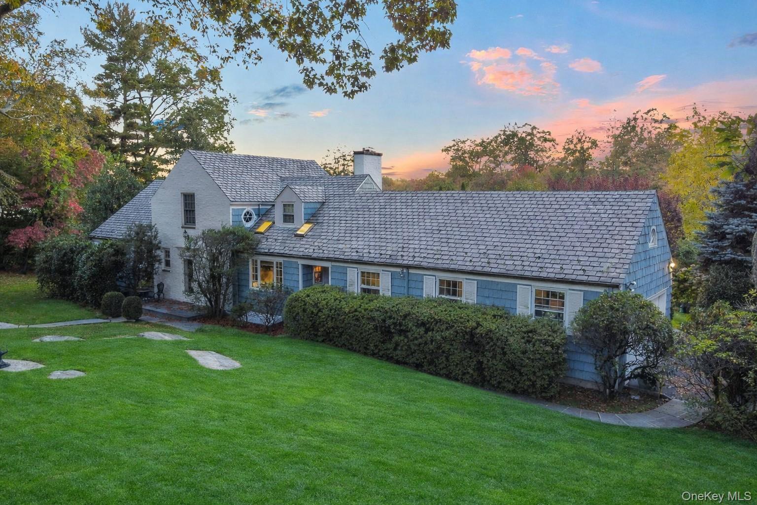 180 Wilmot Road New Rochelle, NY 10804 - Photo 3 of 26