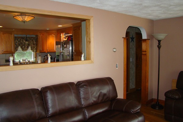7 Buttaro Road Woburn, MA 01801 - Photo 8 of 9 Gallery Image 8