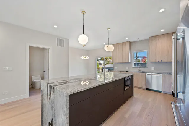 $969,700 | 4959 North Merrimac Avenue, Chicago, IL 60630