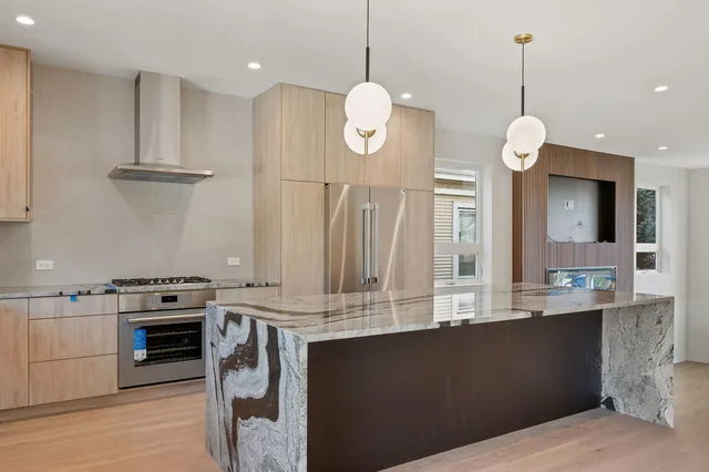 $969,700 | 4959 North Merrimac Avenue, Chicago, IL 60630