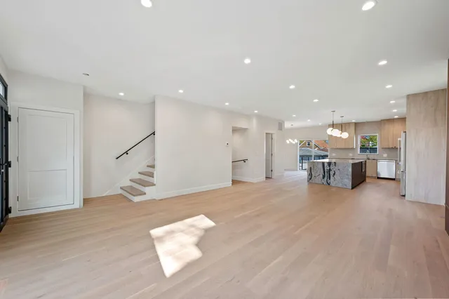 $969,700 | 4959 North Merrimac Avenue, Chicago, IL 60630