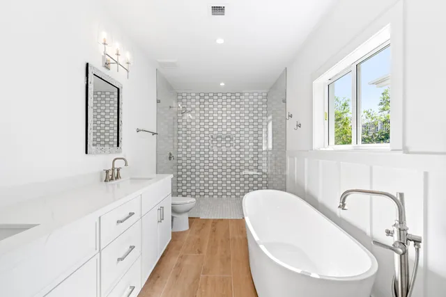 $2,950,000 | 226 South Coconut Palm Boulevard, Tavernier, FL 33070