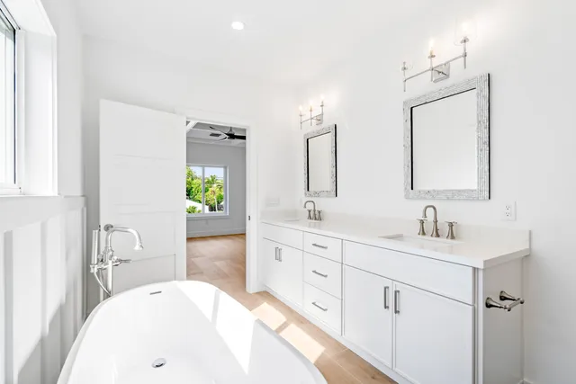 $2,950,000 | 226 South Coconut Palm Boulevard, Tavernier, FL 33070