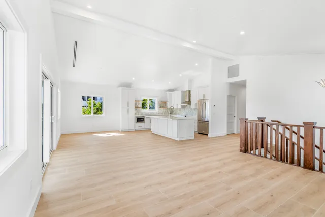 $2,950,000 | 226 South Coconut Palm Boulevard, Tavernier, FL 33070