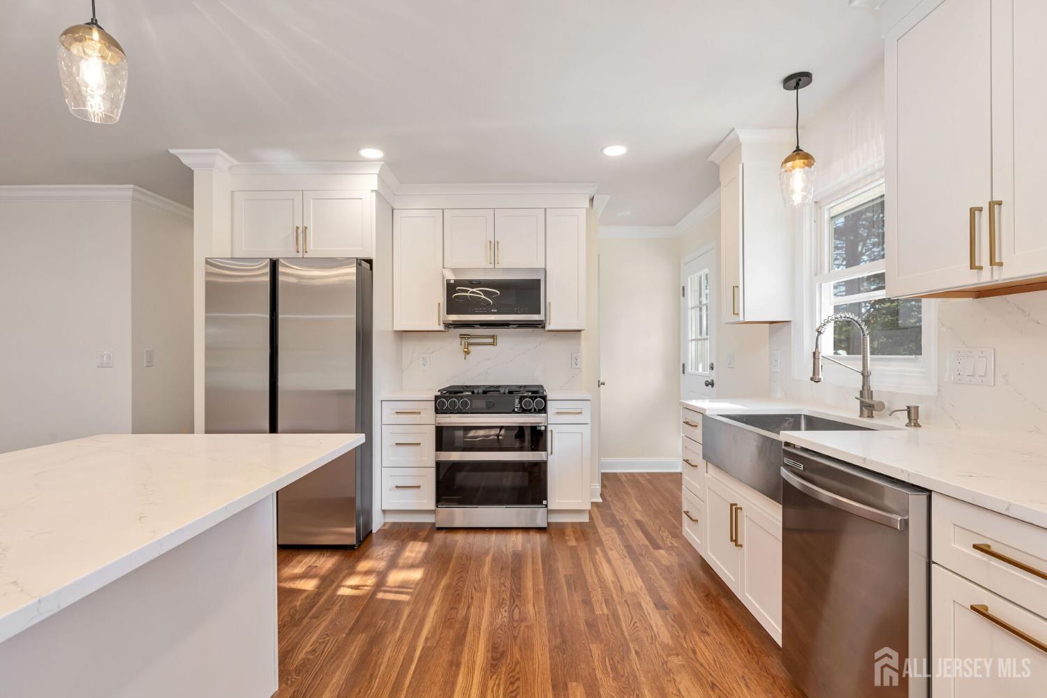 64 Ellison Road Somerset, NJ 08873 - Photo 11 of 53 Gallery Image 11