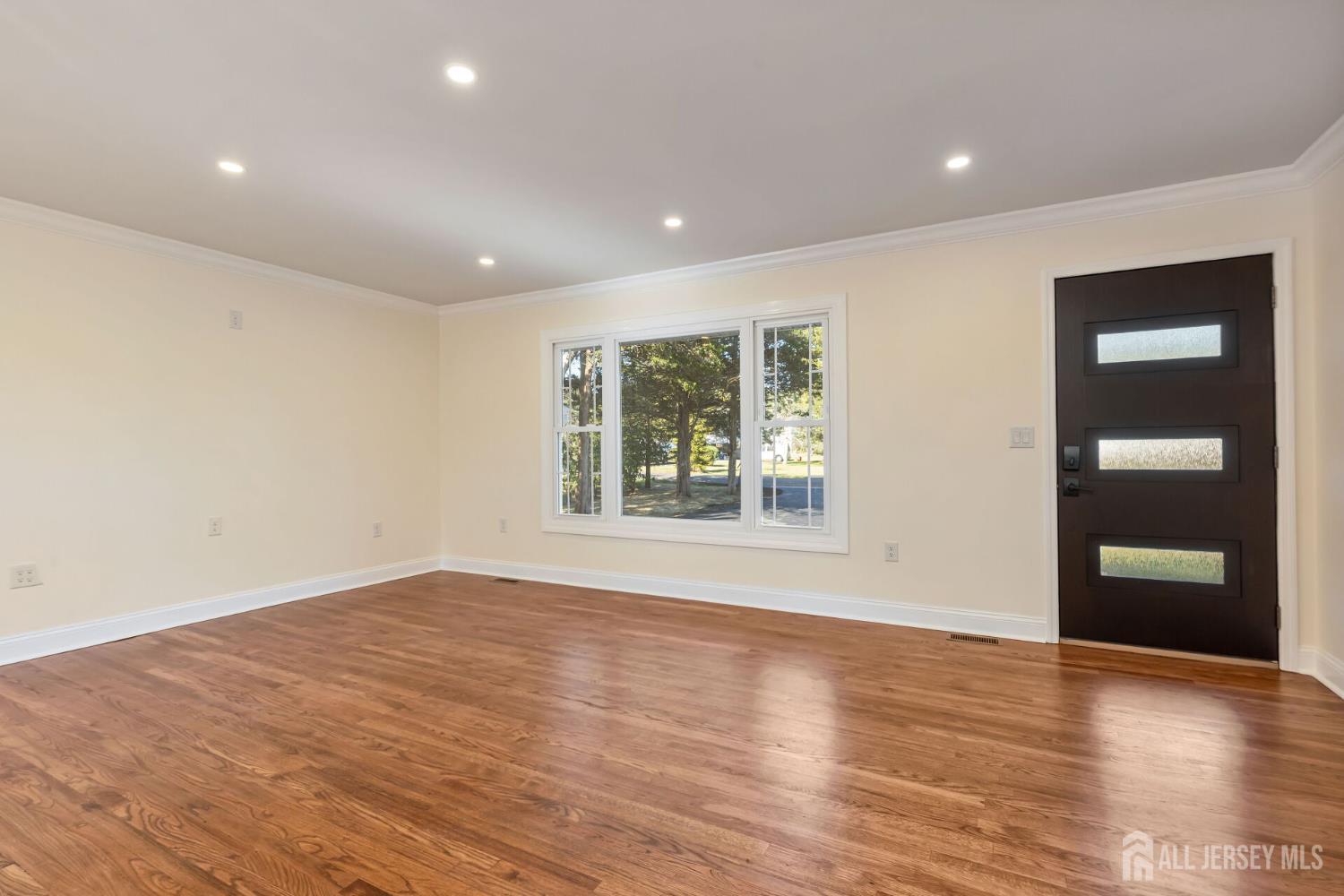64 Ellison Road Somerset, NJ 08873 - Photo 2 of 53 Gallery Image 2
