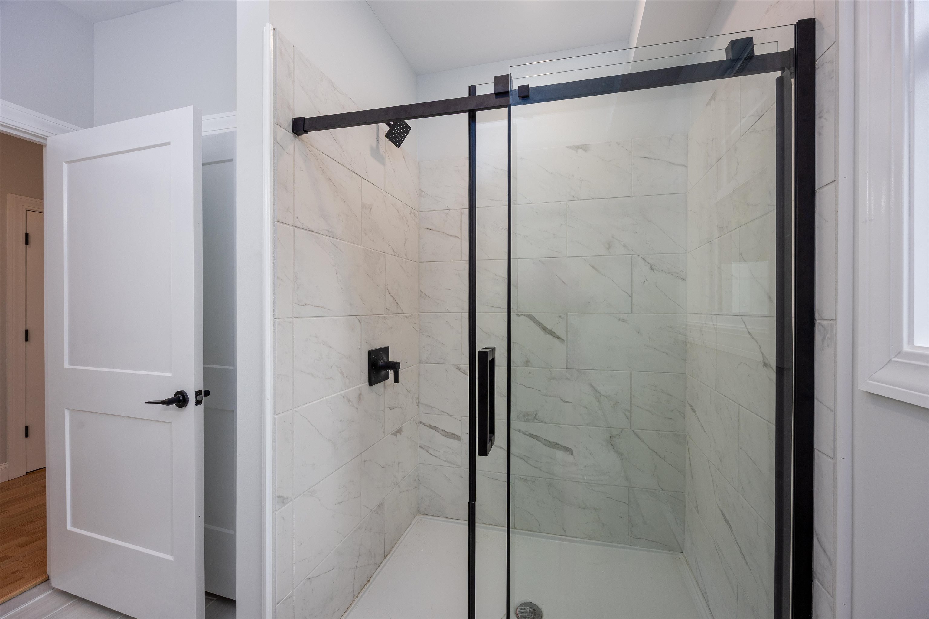 99 Rockingham Road, Unit 1 Londonderry, NH 03053 - Photo 18 of 42