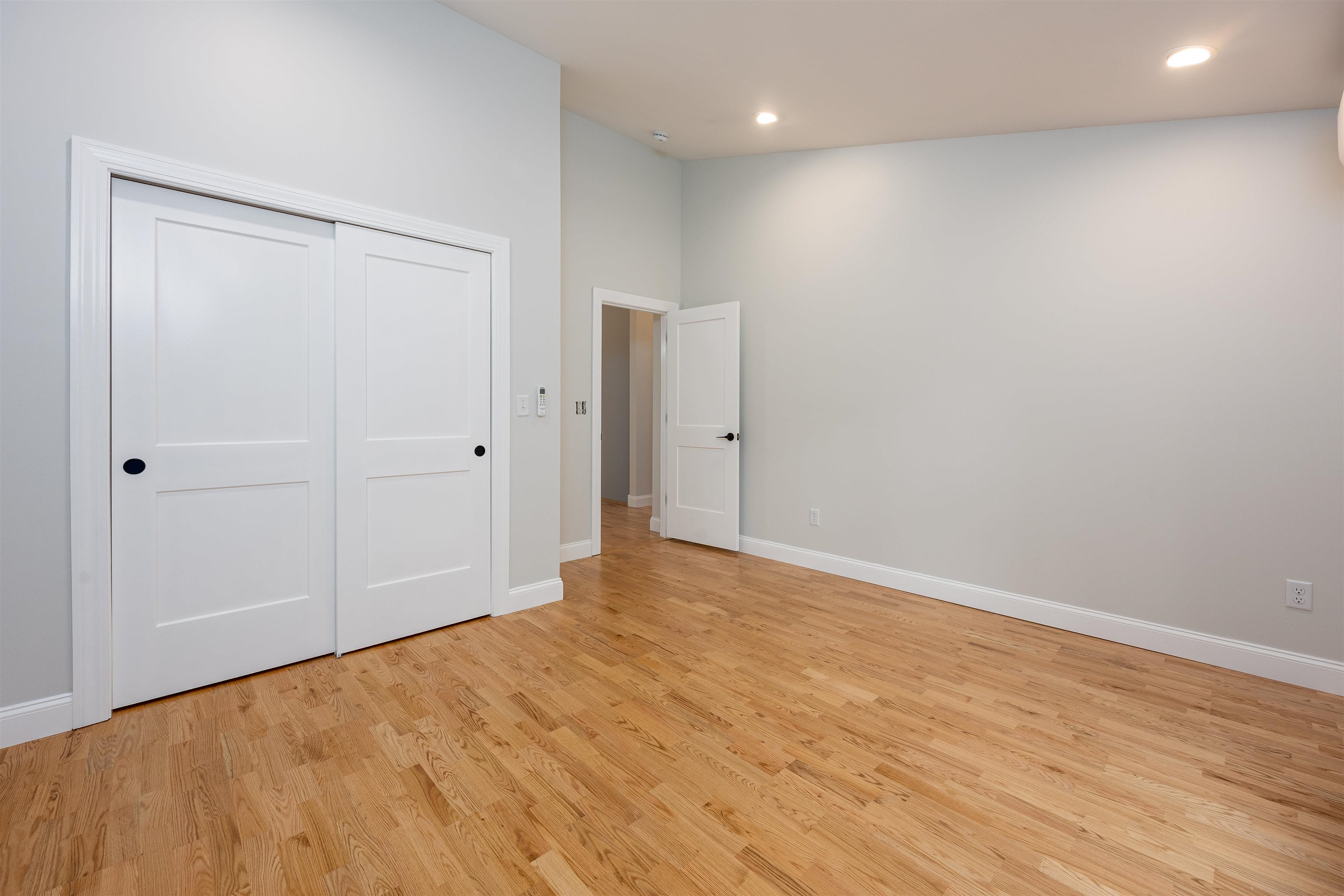 99 Rockingham Road, Unit 1 Londonderry, NH 03053 - Photo 22 of 42