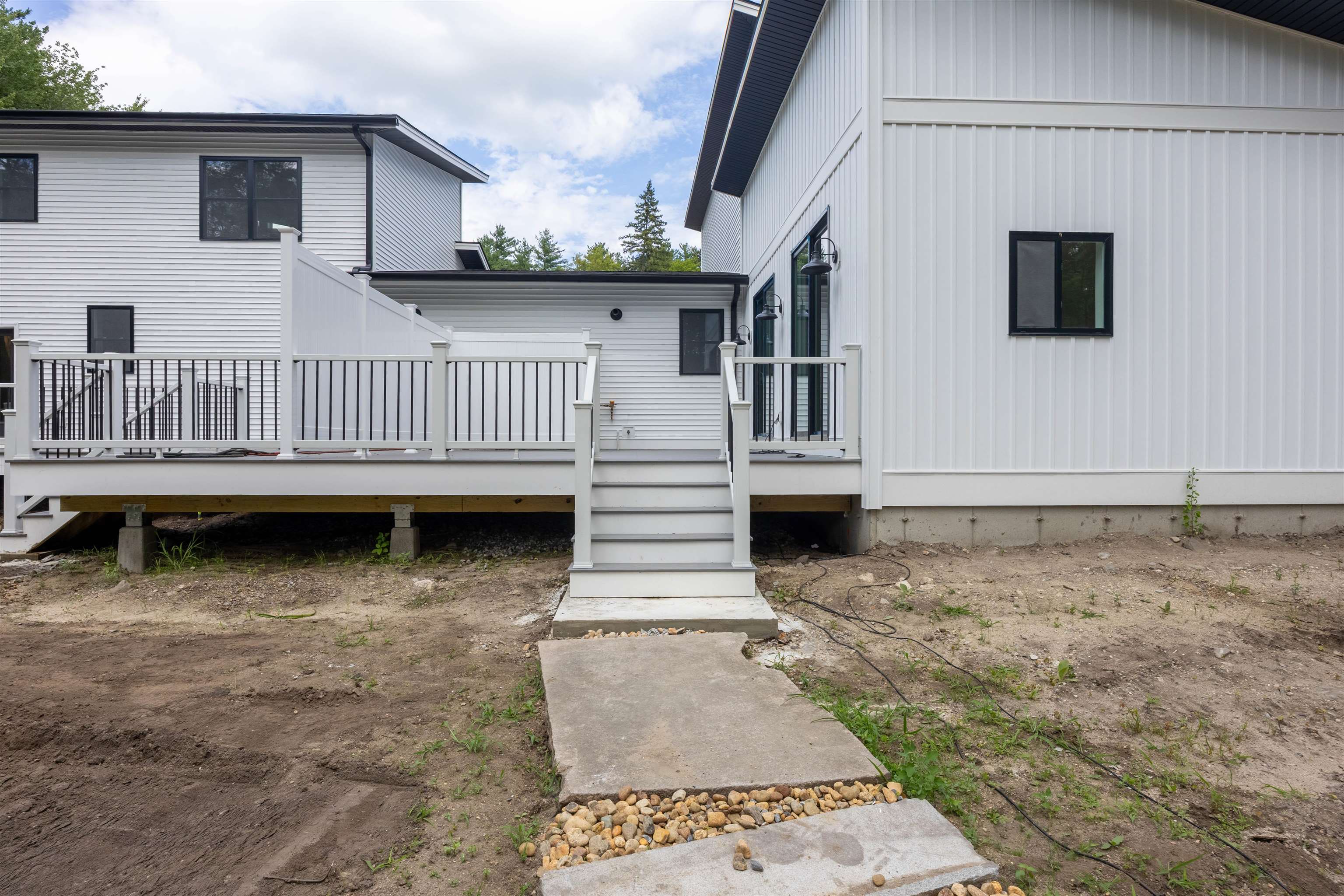 99 Rockingham Road, Unit 1 Londonderry, NH 03053 - Photo 29 of 42