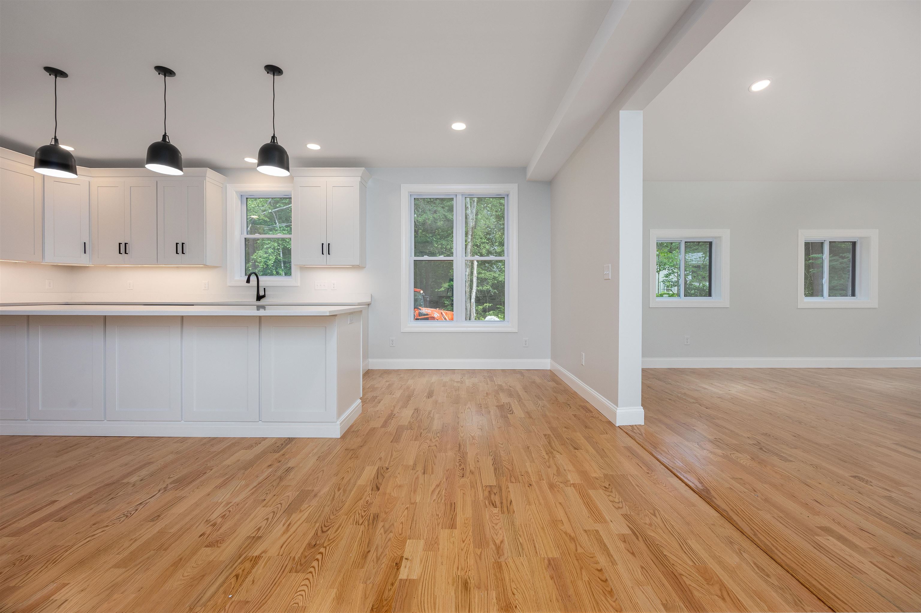 99 Rockingham Road, Unit 1 Londonderry, NH 03053 - Photo 10 of 42