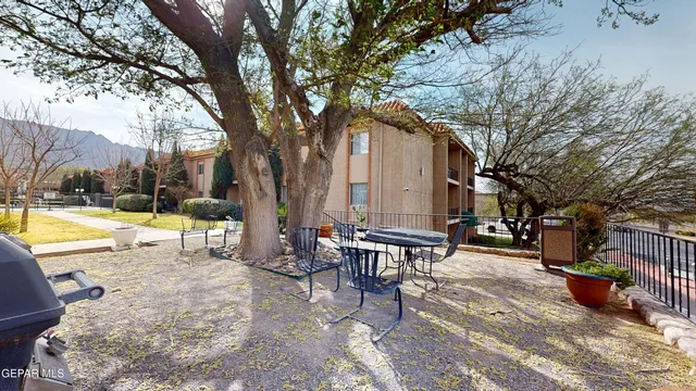 $164,000 | 252 Shadow Mountain Drive, Unit E7, El Paso, TX 79912