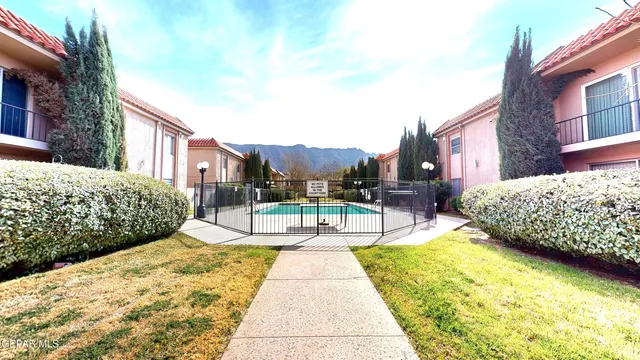 $164,000 | 252 Shadow Mountain Drive, Unit E7, El Paso, TX 79912