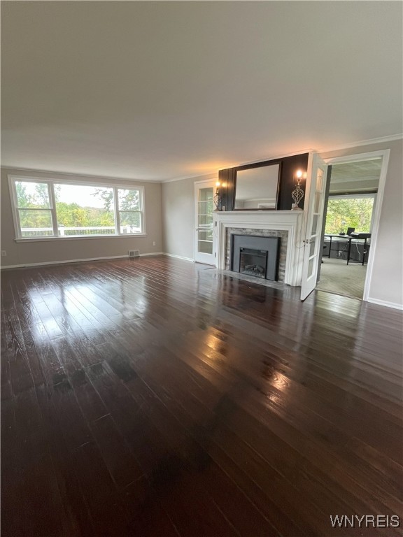 4833 Freeman Road Orchard Park, NY 14127 - Photo 11 of 34 Living room