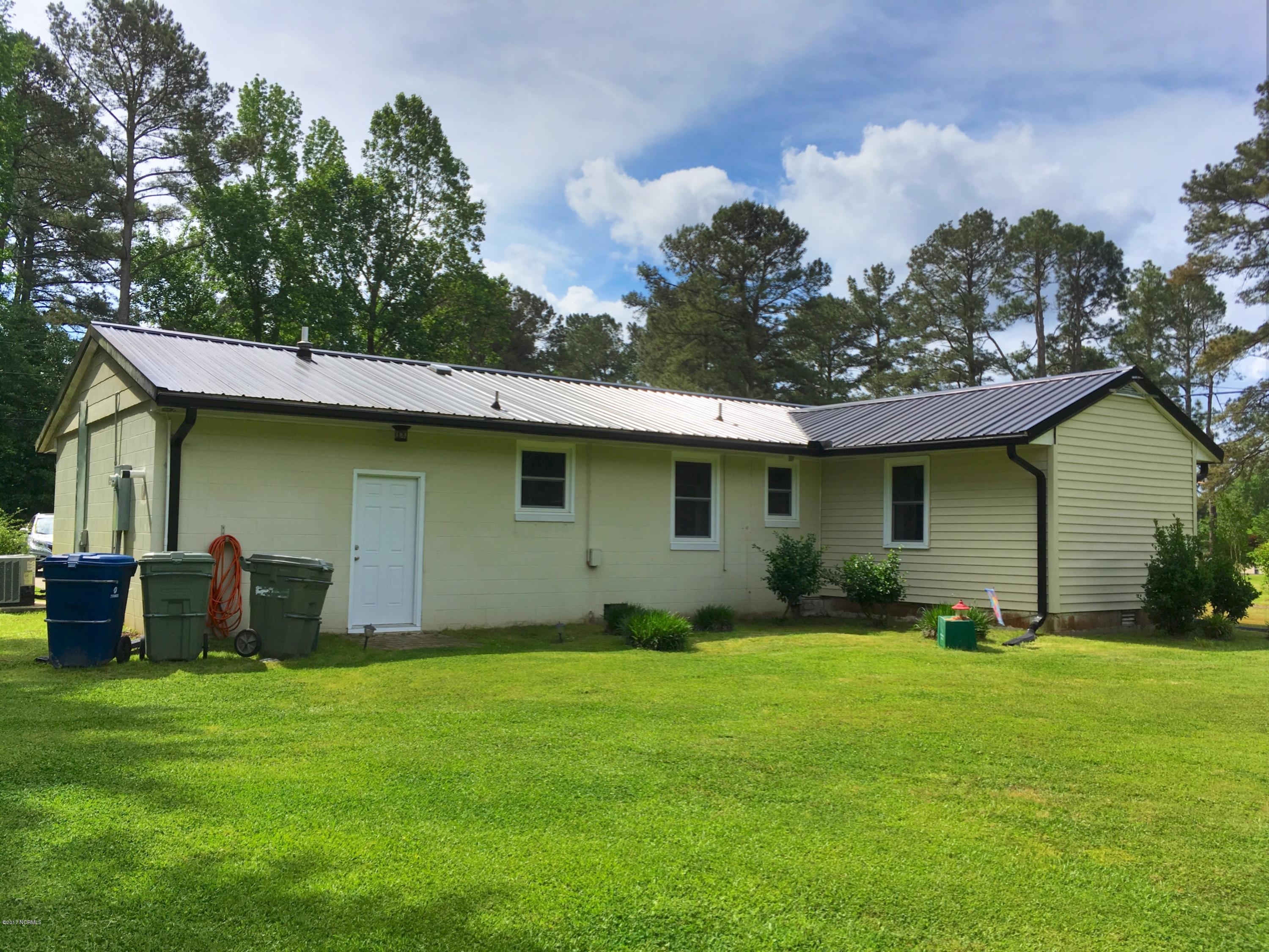 308 Smaw Road Washington, NC 27889 - Photo 6 of 11 20170504_143052126_iOS