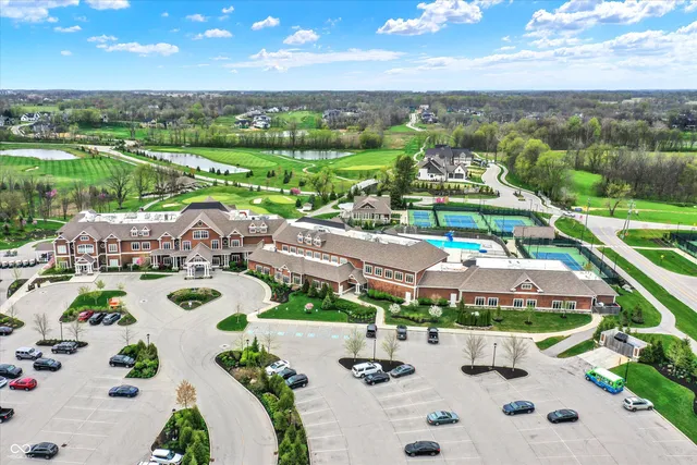 $299,900 | 374 Old Ashbury Road, Westfield, IN 46074