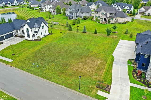 $299,900 | 374 Old Ashbury Road, Westfield, IN 46074