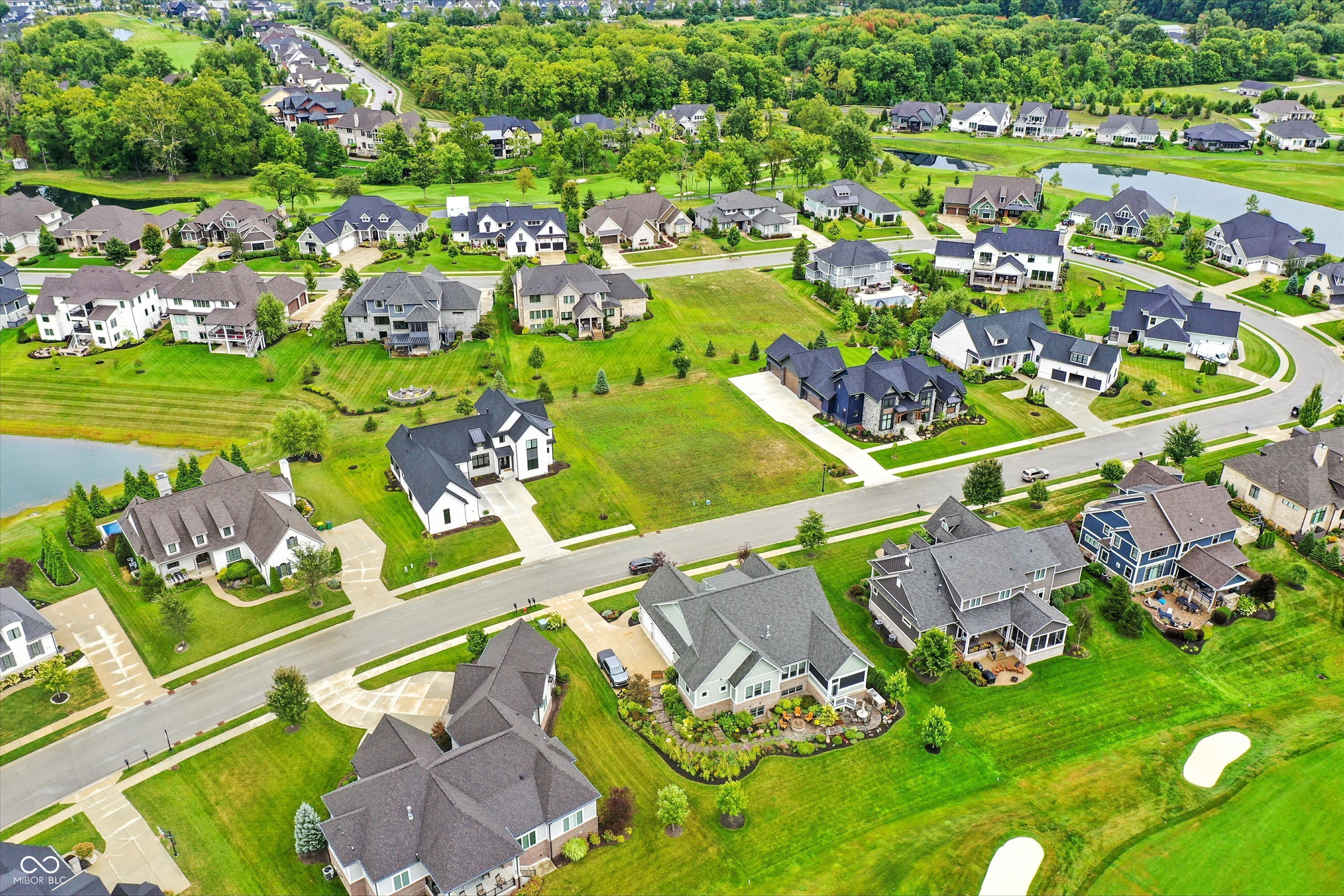374 Old Ashbury Road Westfield, IN 46074 - Photo 5 of 37