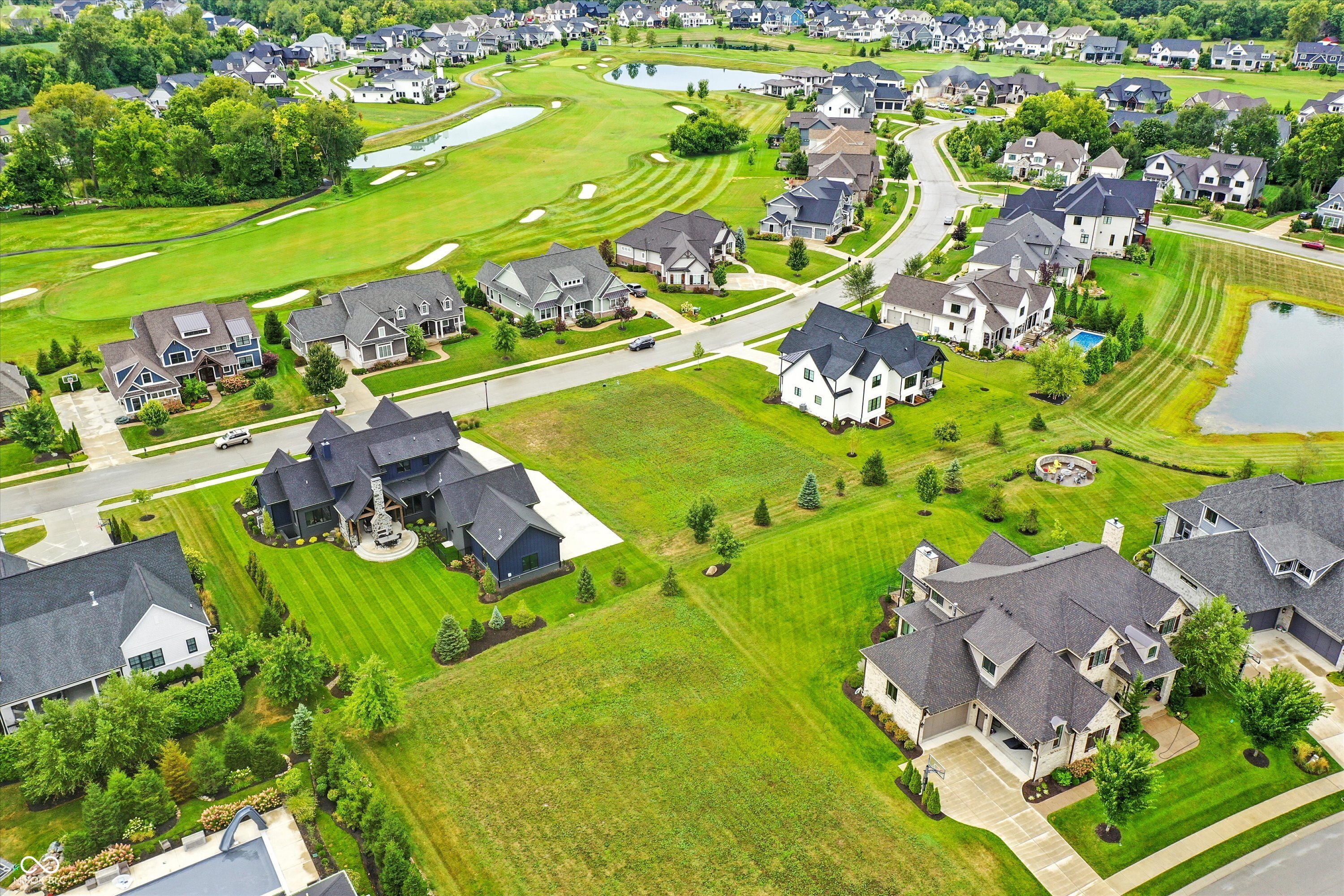 374 Old Ashbury Road Westfield, IN 46074 - Photo 9 of 37