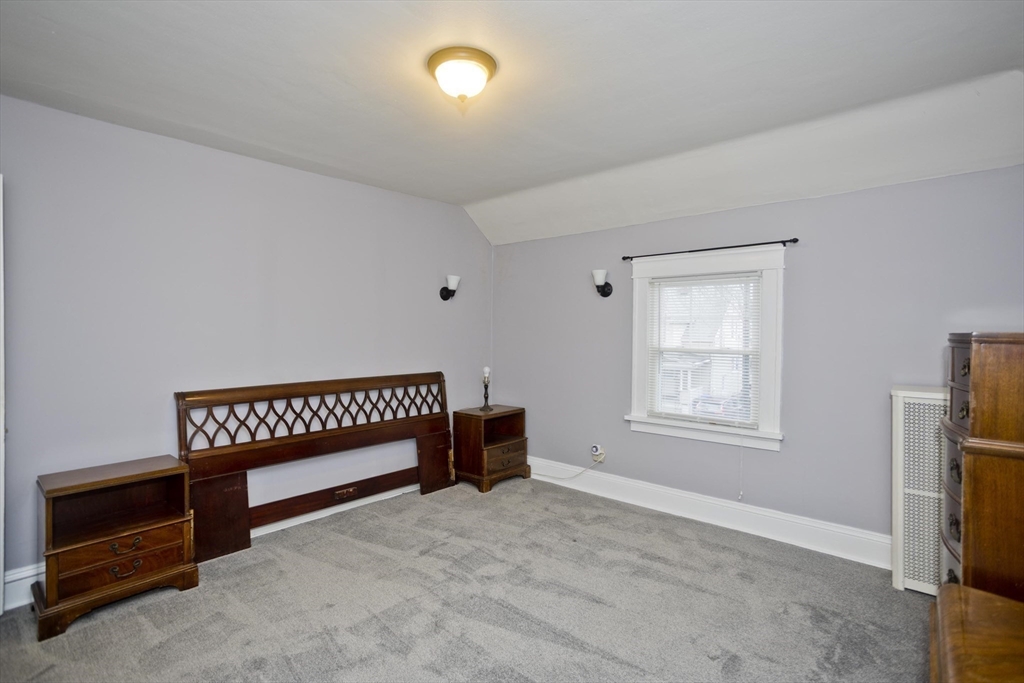 44 Meredith Street Springfield, MA 01108 - Photo 27 of 41