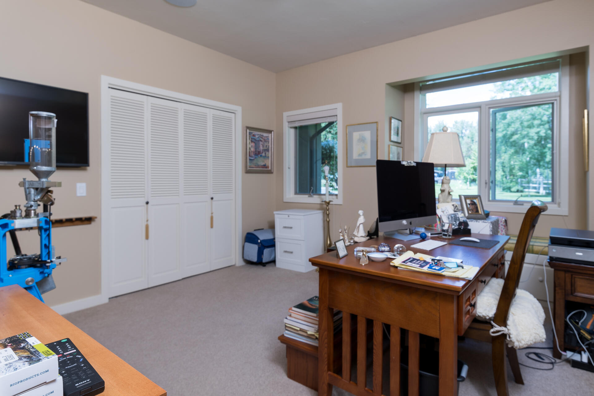 102 Willow Road Hailey, ID 83333 - Photo 13 of 38 2nd Bedroom with window seat