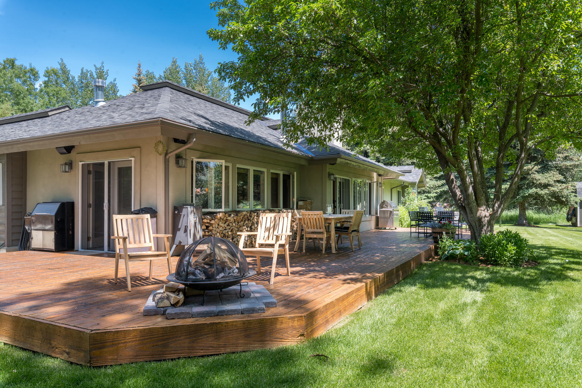 102 Willow Road Hailey, ID 83333 - Photo 25 of 38 Firepit on large deck