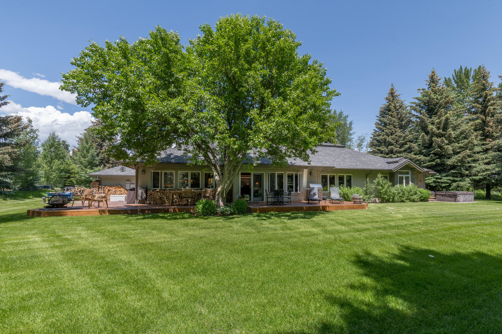 102 Willow Road Hailey, ID 83333 - Photo 26 of 38 Facing north to deck from yard