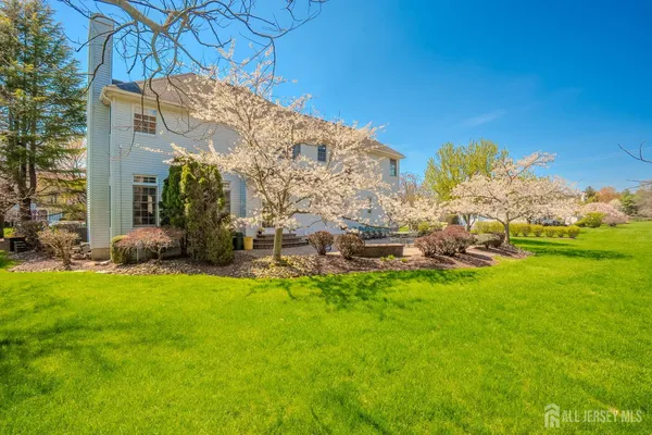 $1,450,000 | 31 Sapphire Drive, West Windsor, NJ 08550
