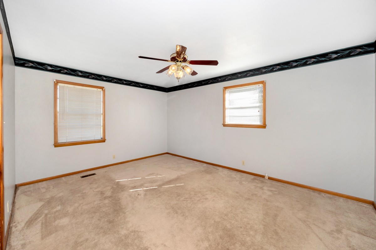 40 Blanche Road Taft, TN 38488 - Photo 17 of 38 an empty room with windows