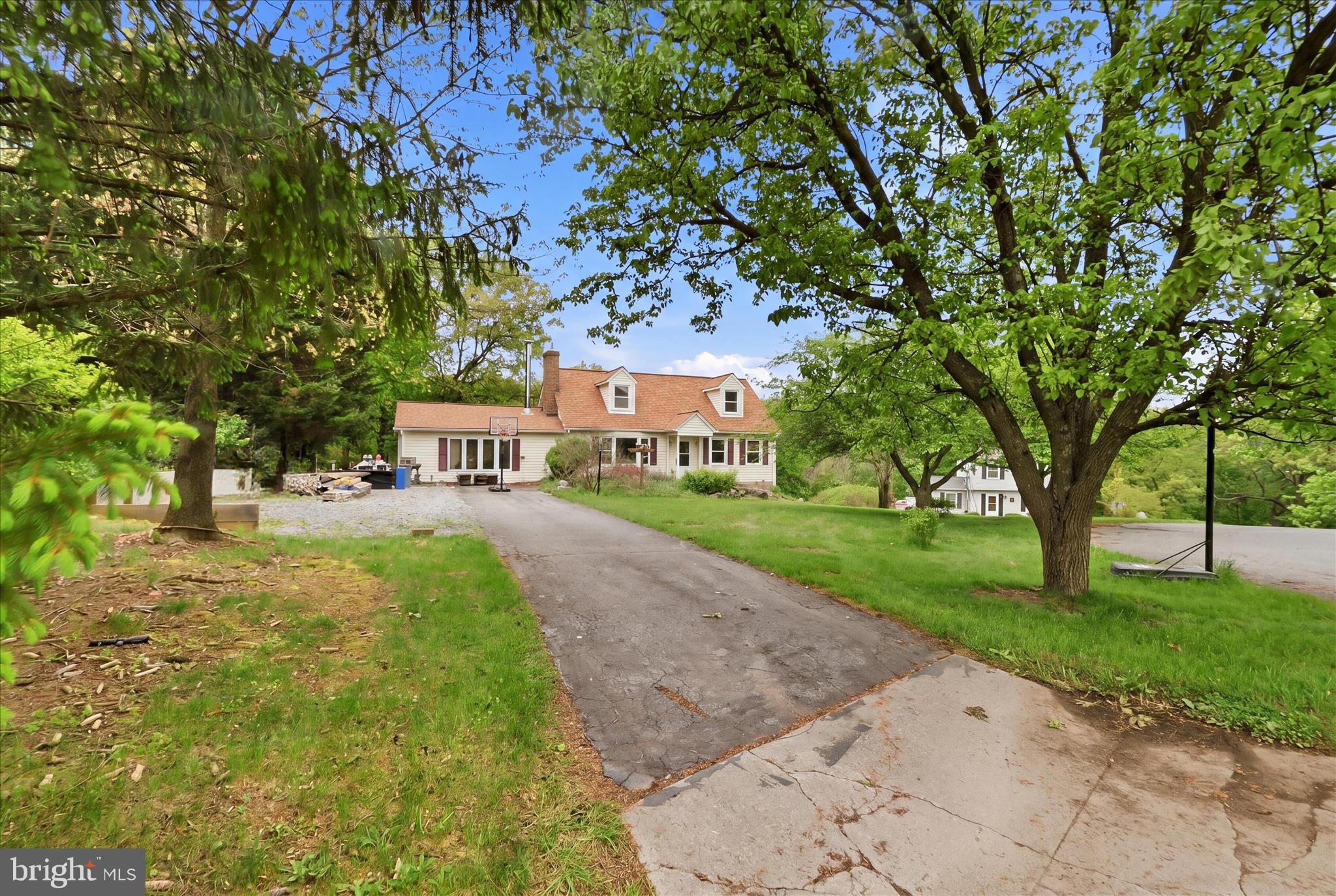 9304 Liberty Court Frederick, MD 21701 - Photo 10 of 49 a front view of a house with garden